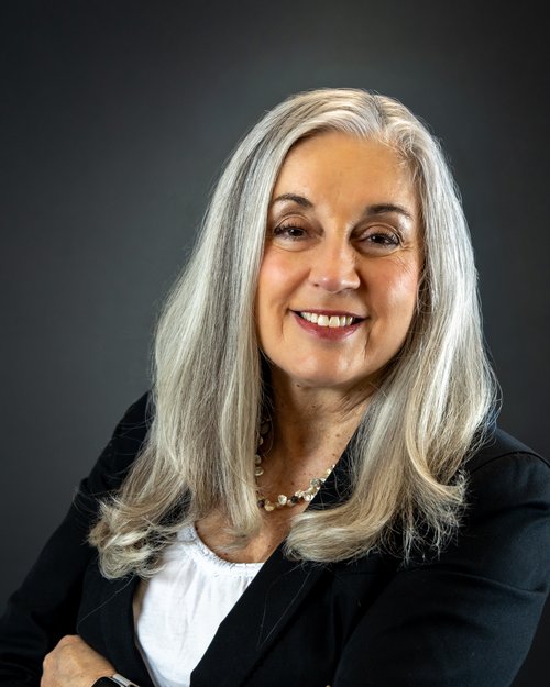 Lynette Ebeoglu McGuinness